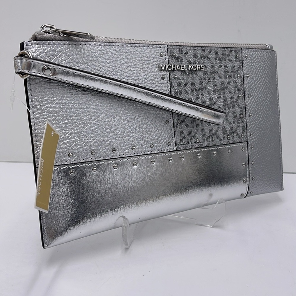 Michael Kors Jet Set Travel Lg TZ Studded Metallic Patchwork and Signature Logo - Picture 8 of 16
